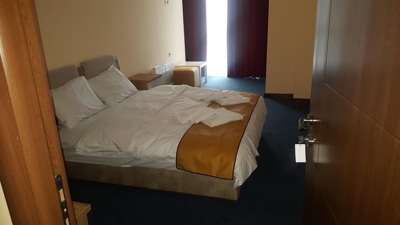 Hotel Panorama City Delcevo Ngoại thất bức ảnh